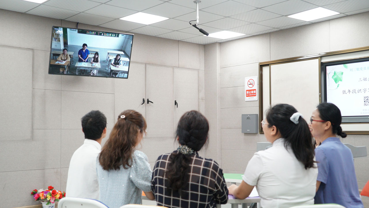 贛州市章貢區基于專遞課堂的區域研修，助力城鄉教育一體化發展-(4).jpg